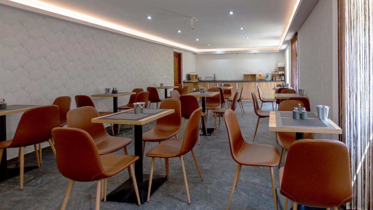 Bed and Breakfast Ven Diofa De Lux Panzio Segedyn Zewnętrze zdjęcie