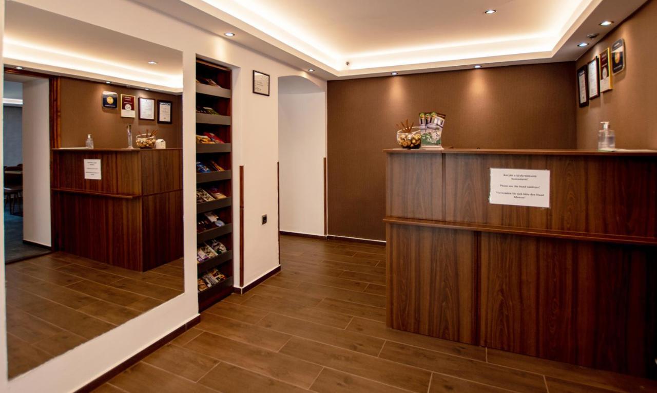 Bed and Breakfast Ven Diofa De Lux Panzio Segedyn Zewnętrze zdjęcie