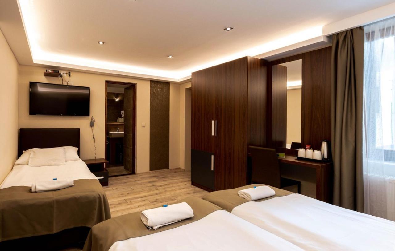 Bed and Breakfast Ven Diofa De Lux Panzio Segedyn Zewnętrze zdjęcie