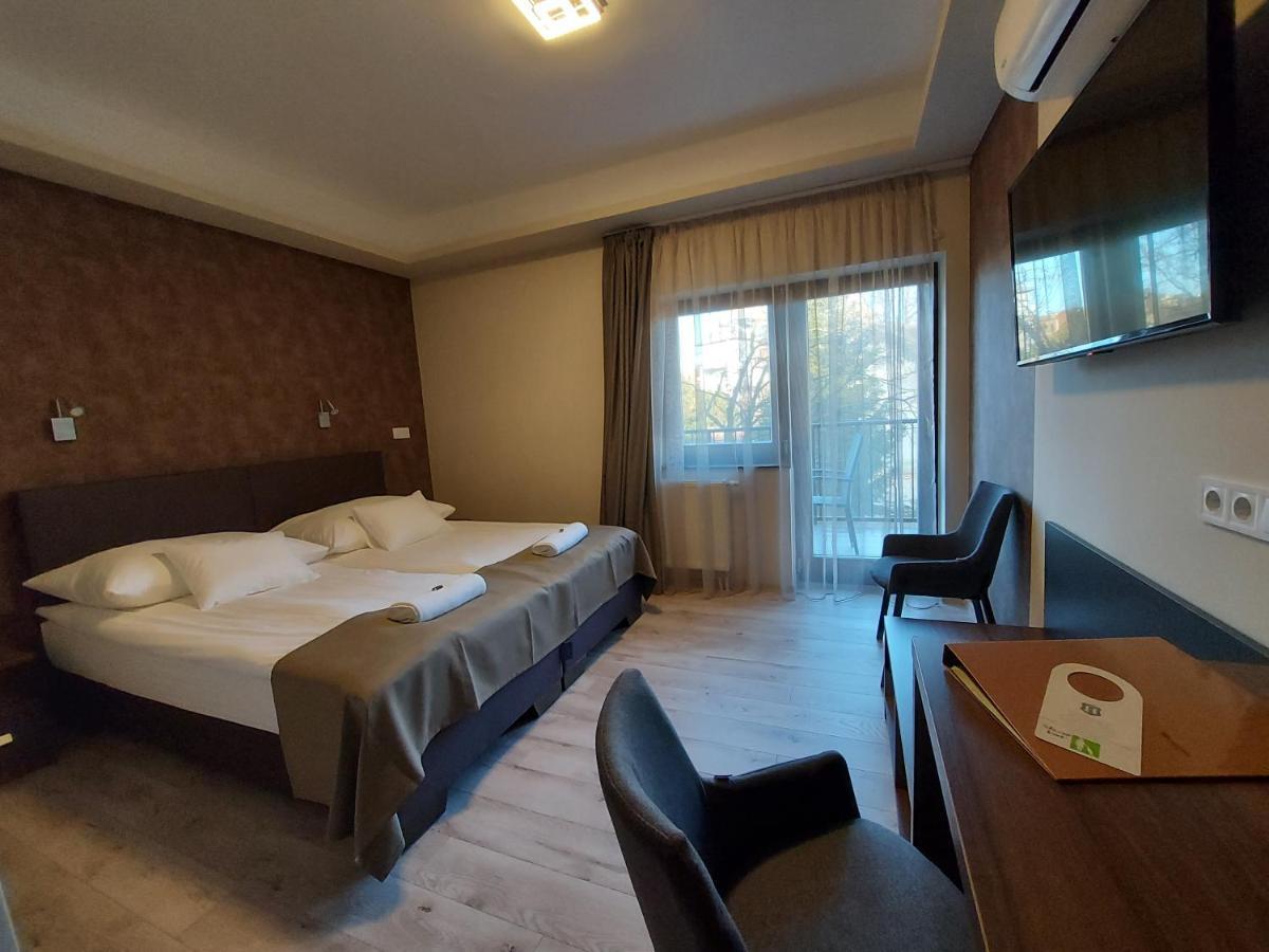 Bed and Breakfast Ven Diofa De Lux Panzio Segedyn Zewnętrze zdjęcie