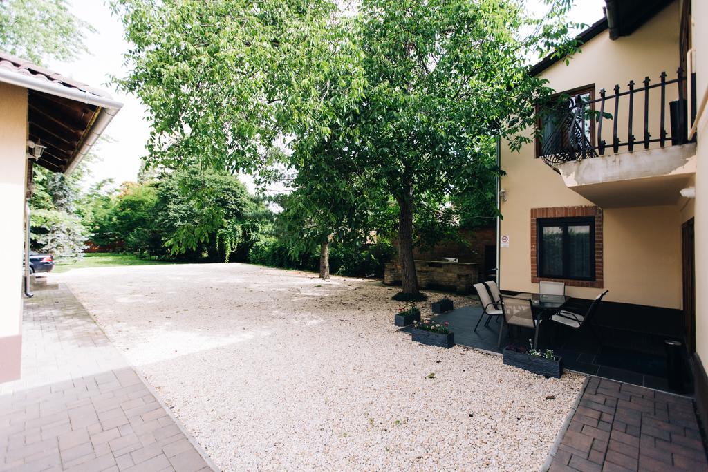 Bed and Breakfast Ven Diofa De Lux Panzio Segedyn Zewnętrze zdjęcie